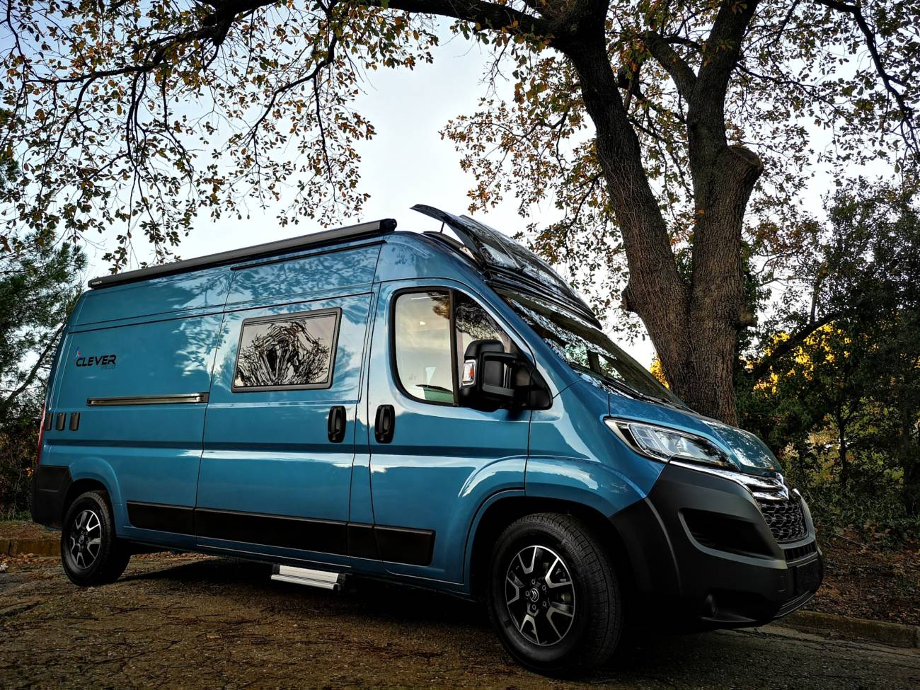 Clever Vans lanza la Model - Autocaravanas